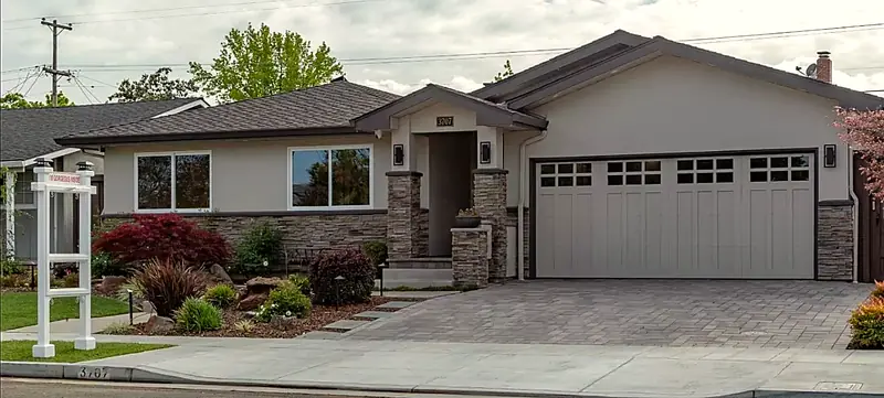 Modern ranch front yard renovation with stone pilasters and native plantings — San Jose, CA